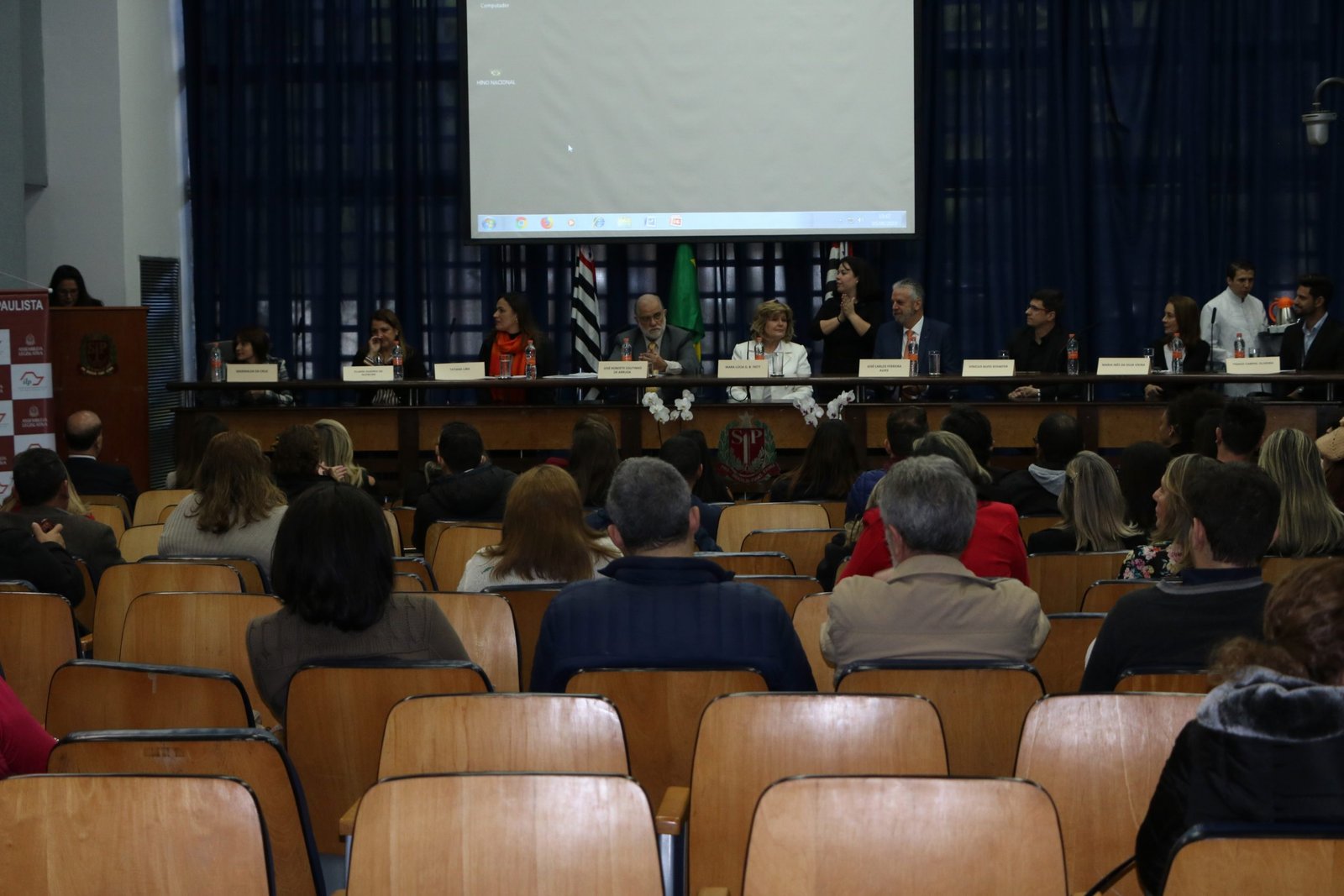 Cerimonial de Abertura do Curso de Mediadores e Conciliadores traduzido em Libras